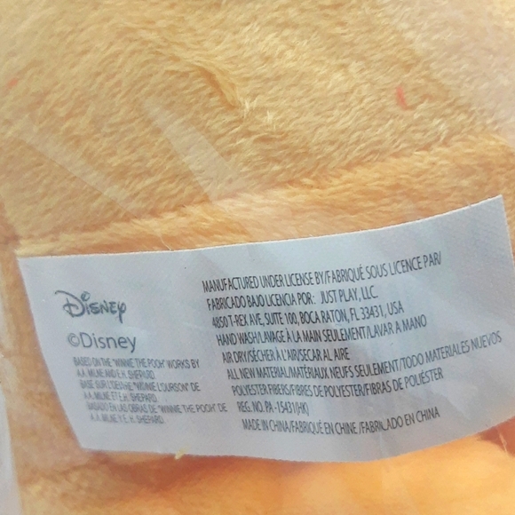 Disney Classics Winnie The Pooh Toy Collectible MEDIUM PLUSH Approx 11" NEW - Picture 8 of 12